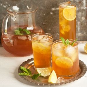 Pomegranate & Lemon Iced Tea