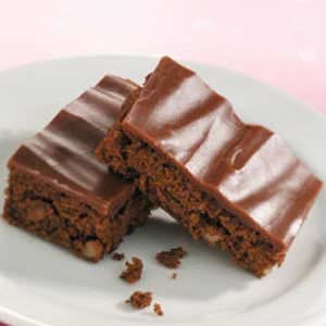 Chocolate Brownie with Chocolate Syrup